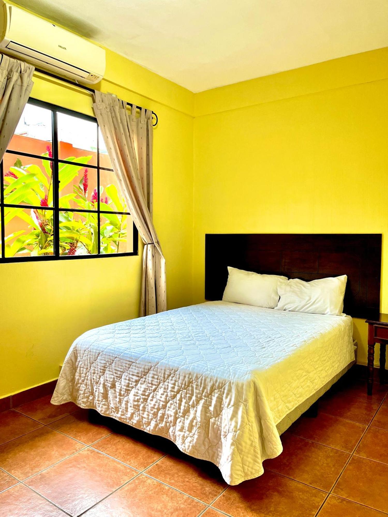 Hotel Villa Terra San Salvador Exterior foto